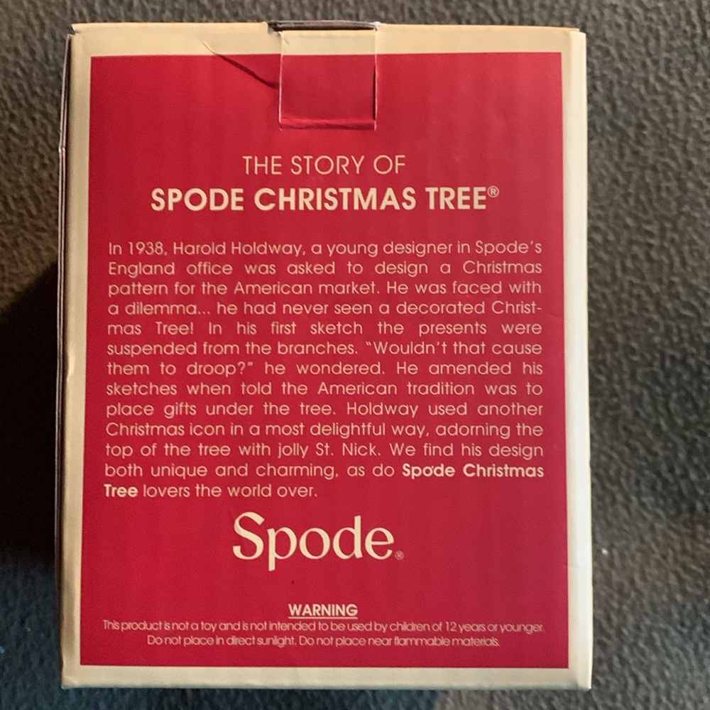 Spode Christmas Tree Believe Santa Snow Globe in box. Approximately 3” x 4” - Picture 3 of 10
